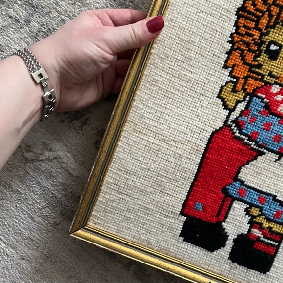 Needlepoint Raggedy Ann and Andy wall hanging - Picture 4 of 14